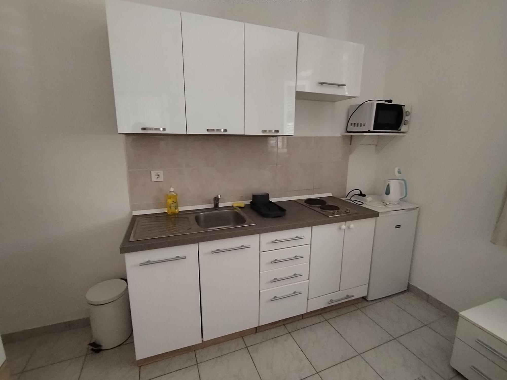Studio Apartments Ana & Mia 비스 외부 사진